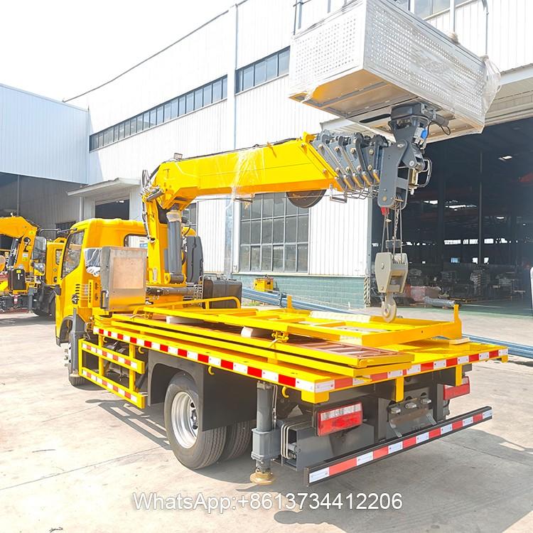 Light Duty Dongfeng 4x2 6wheels Aerial Lift Truck