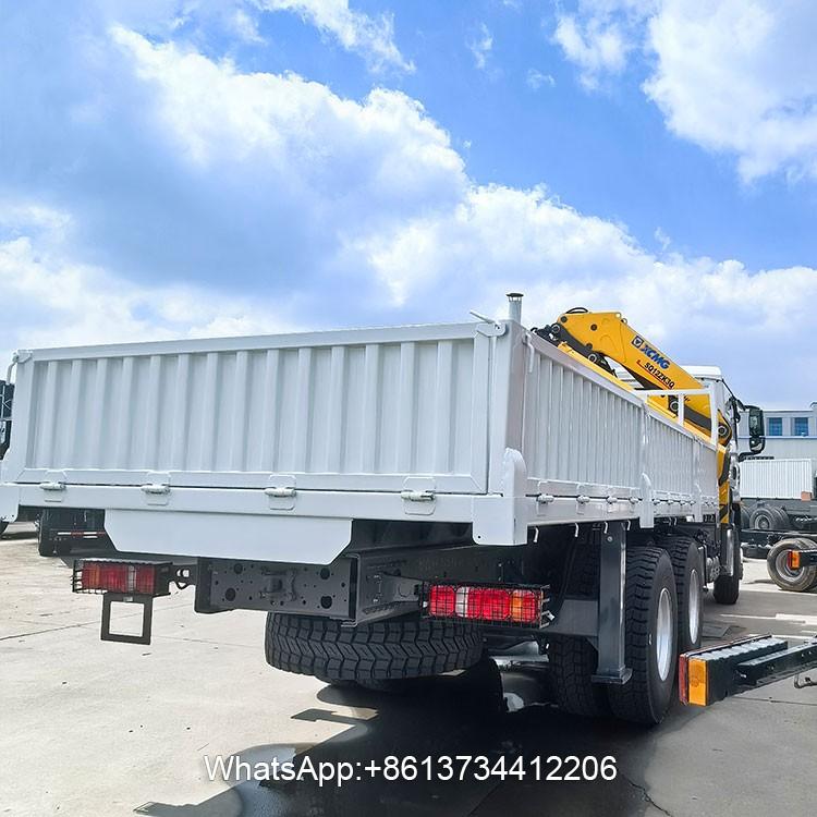 Sinotruck Howo Tx 4x4 Small Light Duty Cargo Truck With Crane