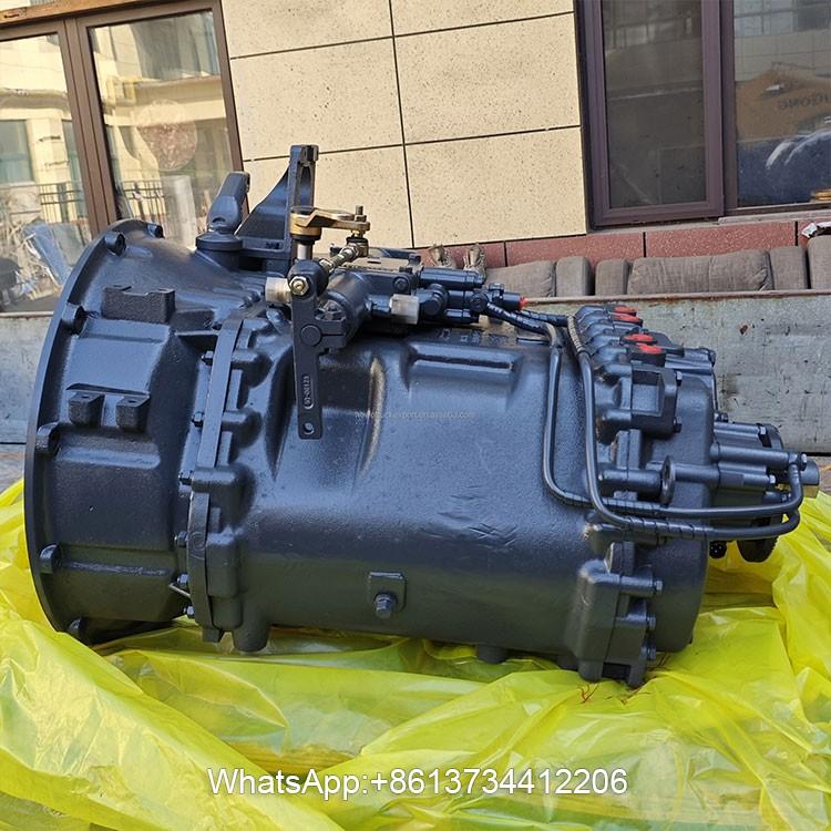 Sinotruk Howo Truck Parts HW19710090402 Gearbox Assembly Transmission Gearbox
