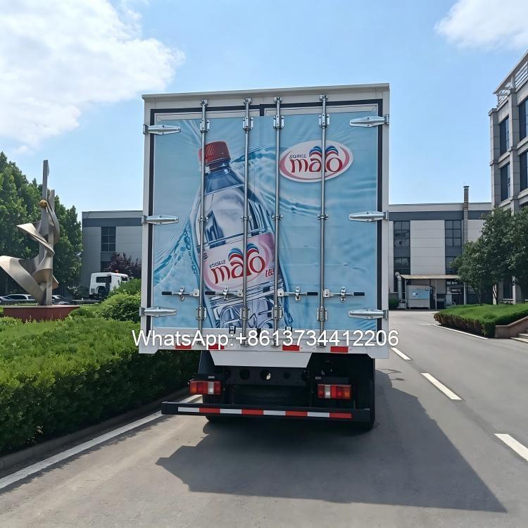 Sinotruk Light Duty 4x2 6wheels Box Truck
