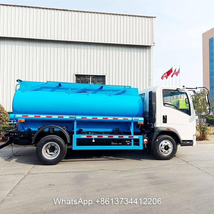 Sinotruk Light Duty Howo 4x2 Fuel Tank Truck